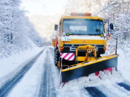 除雪トラック